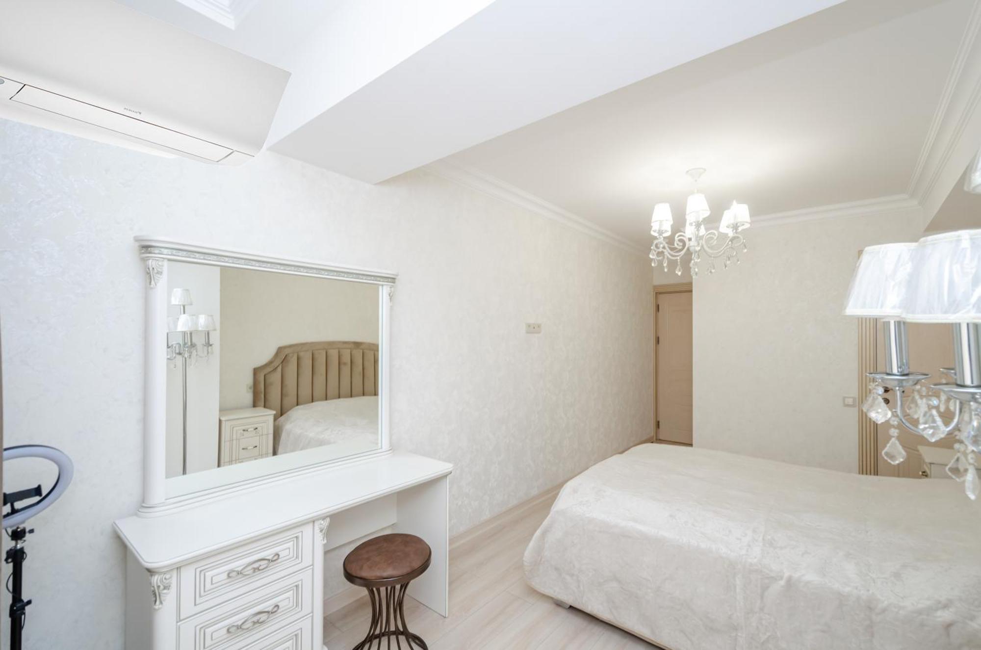 5A Beautiful Apartment In The Center Of The Capital Photo Original 예레반 외부 사진
